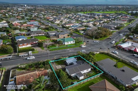 Photo of property in 117 Te Atatu Road, Te Atatu South, Auckland, 0610