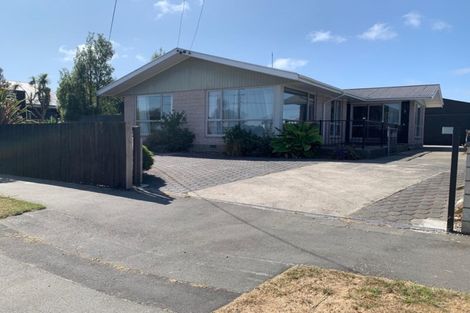 Photo of property in 32 Kellys Road, Mairehau, Christchurch, 8052