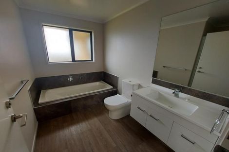 Photo of property in 2 Suncrest Lane, Port Whangarei, Whangarei, 0110