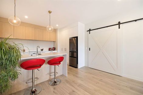 Photo of property in 12 Chapman Way, Jacks Point, 9371