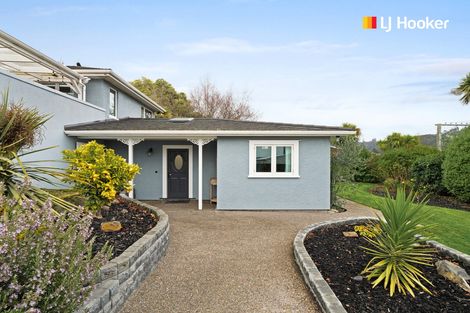 Photo of property in 3 Coach Road, Fairfield, Dunedin, 9018