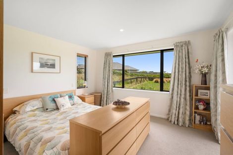 Photo of property in 24 Whitcombe Place, Darfield, 7571