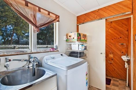 Photo of property in 96 Middlepark Road, Sockburn, Christchurch, 8042