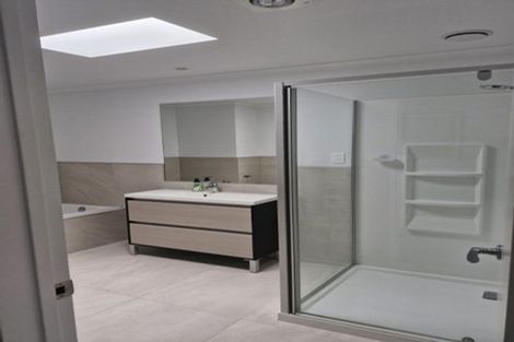 Photo of property in 64 Mettam Drive, Swanson, Auckland, 0614