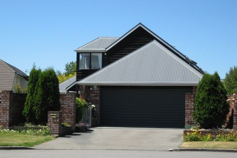 Photo of property in 25 Hatfield Place, Avonhead, Christchurch, 8042