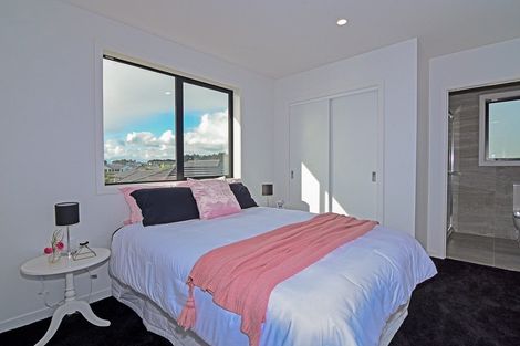 Photo of property in 3 Okohaka Avenue, Glenbrook, Waiuku, 2681