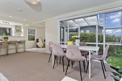 Photo of property in 1/33 Hythe Terrace, Mairangi Bay, Auckland, 0630