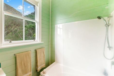 Photo of property in 17 Beach Road, Paekakariki, 5034