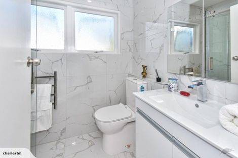 Photo of property in 16/9 Mountain Road, Mount Wellington, Auckland, 1072