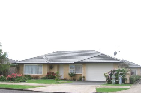 Photo of property in 3a Hemi Street, Waikanae, 5036