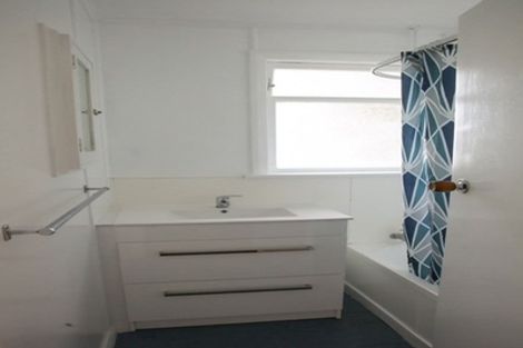 Photo of property in 11 Lister Crescent, Maraenui, Napier, 4110