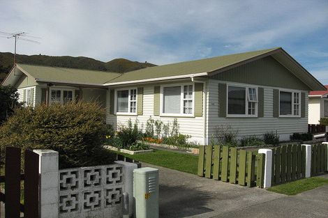 Photo of property in 152 Wise Street, Wainuiomata, Lower Hutt, 5014