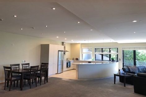 Photo of property in 12 Aspen Grove, Fernhill, Queenstown, 9300