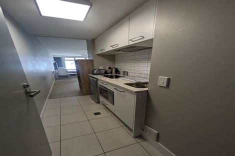 Photo of property in The Capital, 370 Oriental Parade, Oriental Bay, Wellington, 6011