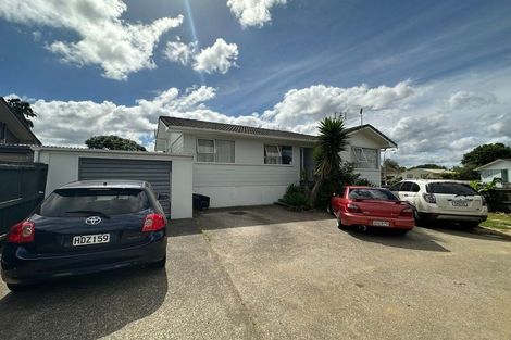 Photo of property in 4b John Walker Drive, Manurewa, Auckland, 2102