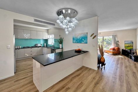 Photo of property in 52 Riverhead Point Drive, Riverhead, 0820