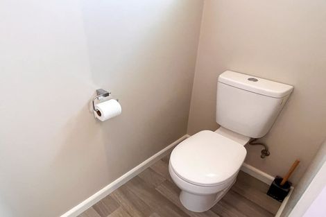 Photo of property in 2 Roscoe Street, Saint Martins, Christchurch, 8022