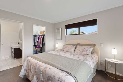 Photo of property in 48 Branigan Parade, Kelvin Grove, Palmerston North, 4414