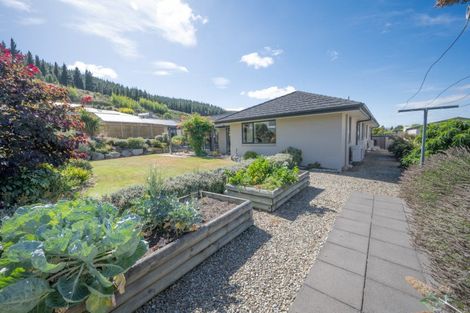 Photo of property in 42 Whitby Street, Clyde, 9330