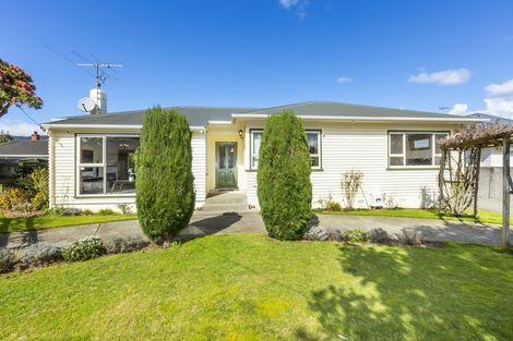 Photo of property in 32 Mcparland Street, Ebdentown, Upper Hutt, 5018