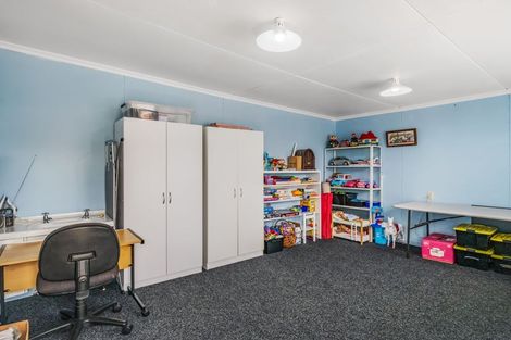 Photo of property in 1 Gunn Street, Gonville, Whanganui, 4501