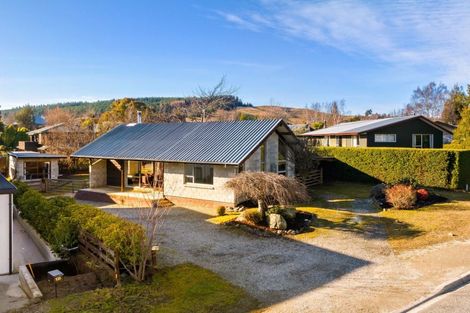 Photo of property in 110 Aubrey Road, Wanaka, 9305