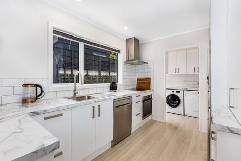 Photo of property in 85 Leeward Drive, Whitby, Porirua, 5024