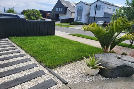 Photo of property in 9 Makete Crescent, Hobsonville, Auckland, 0618