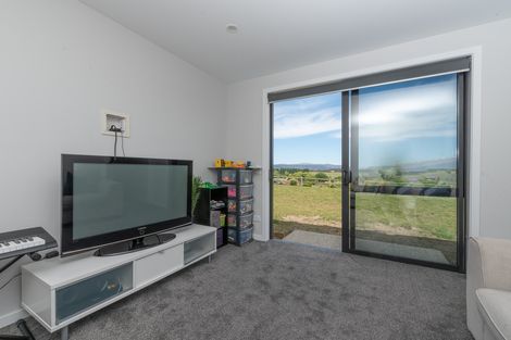 Photo of property in 16 Leaning Rock Road, Springvale, Alexandra, 9393