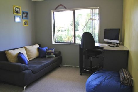 Photo of property in 19 Greenock Road, Ranui, Auckland, 0612