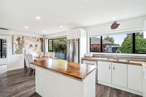 Photo of property in 13 Parker Street, Hornby, Christchurch, 8042