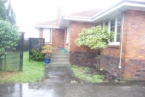 Photo of property in 1615 Great North Road, Waterview, Auckland, 1026