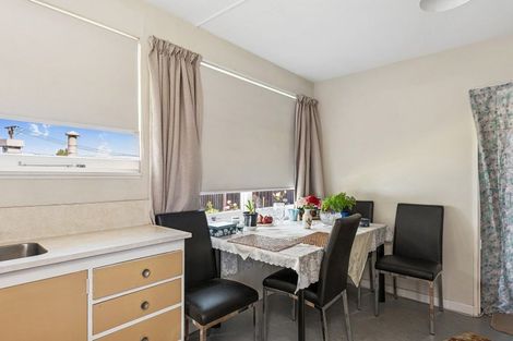 Photo of property in 3/108 Staveley Street, Avonhead, Christchurch, 8042