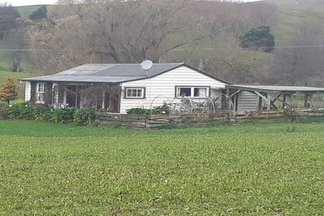 Photo of property in 464 Masterton-castlepoint Road, Te Ore Ore, Masterton, 5886