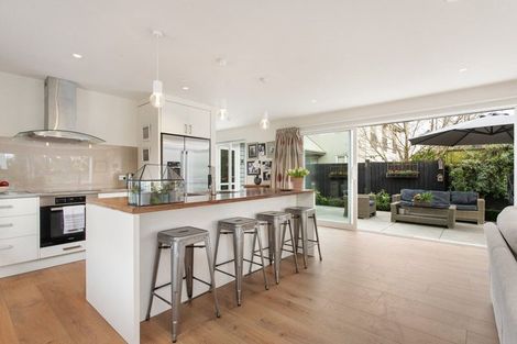Photo of property in 12 Nightingale Place, Papanui, Christchurch, 8053