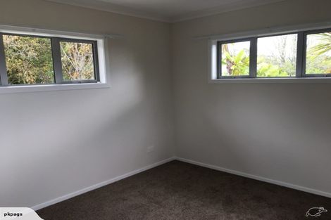 Photo of property in 21 Highland Avenue, Titirangi, Auckland, 0604