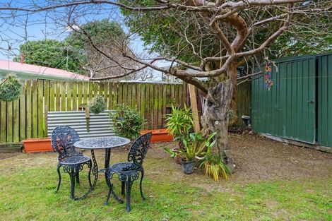 Photo of property in 8 Aratika Crescent, Otaki, 5512