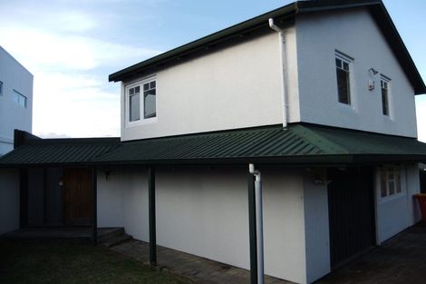 Photo of property in 32 Lake Crescent, Hamilton Lake, Hamilton, 3204