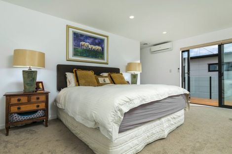 Photo of property in 1 Coastview Lane, Long Bay, Auckland, 0630