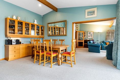 Photo of property in 63 Cannon Hill Crescent, Mount Pleasant, Christchurch, 8081