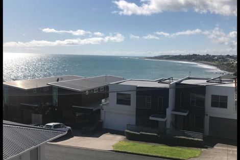 Photo of property in 2/6 Hobson Street, New Plymouth, 4312