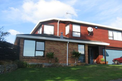 Photo of property in 1 Eclipse Lane, Whitby, Porirua, 5024