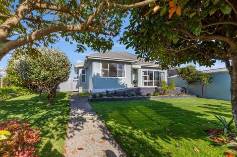 Photo of property in 186 Bath Street, Levin, 5510