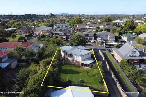 Photo of property in 127 Reeves Road, Pakuranga Heights, Auckland, 2010