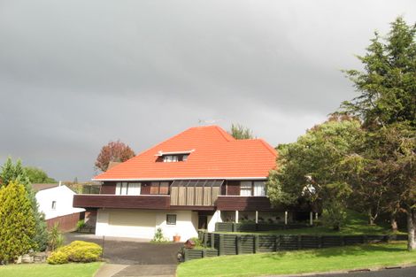 Photo of property in 77 Haseler Crescent, Howick, Auckland, 2014