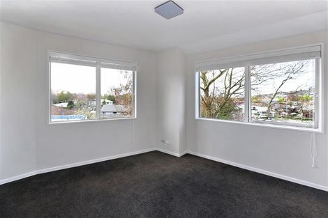 Photo of property in 4/2 Dyers Pass Road, Cashmere, Christchurch, 8022