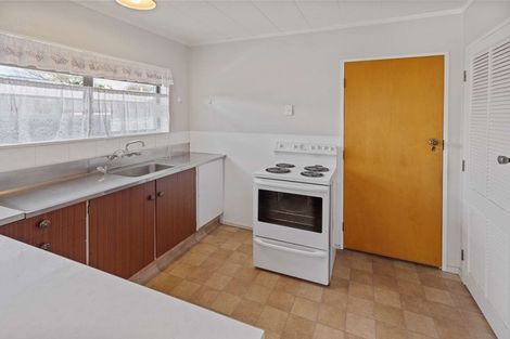 Photo of property in 2/14 Burns Street, Westown, New Plymouth, 4310