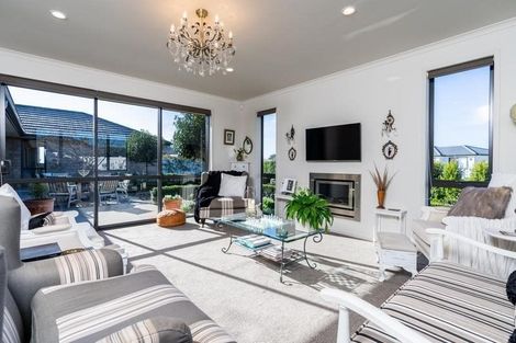 Photo of property in 8 Glen Wallace Road, Waipu, 0510