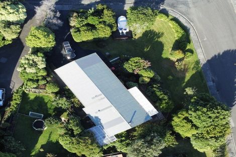 Photo of property in 1 Mohua Street, Waikanae, 5036