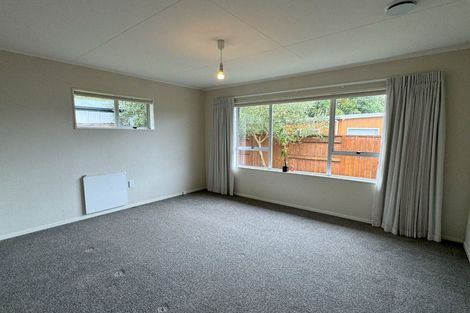Photo of property in 5 Humphries Place, Awapuni, Palmerston North, 4412